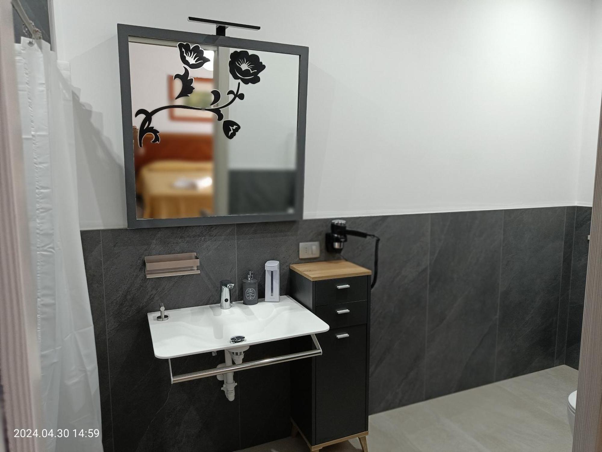 סאלוצו Villa Mariana Bed And Breakfast מראה חיצוני תמונה